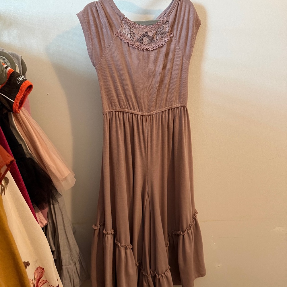 Pinkish dress